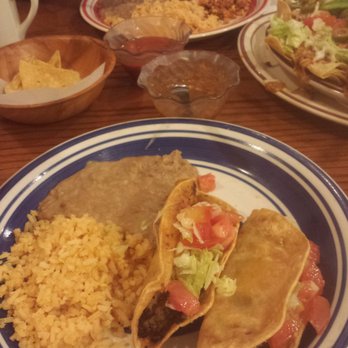 El Rancho Mexican Restaurant - Beef taco plate - Mexican Near Me - Detroit, Michigan