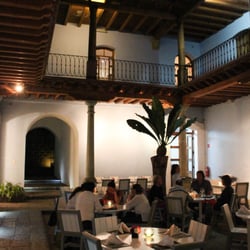 Hotel Azul - Patio principal.