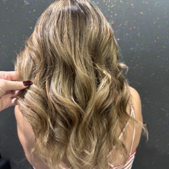 Salon Vitor - Hair by Alyssa I love my new hair Thank You - Hair Salons Near Me - Brentwood, California