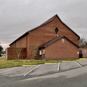 Divine Redeemer Catholic Church - Churches Near Me - Hanahan, South Carolina Divine Redeemer Catholic Church - Churches Near Me - Hanahan, South Carolina