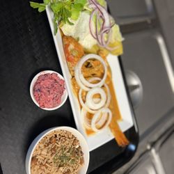 Maitresse Carribean Cuisine - Stewed fish with rice