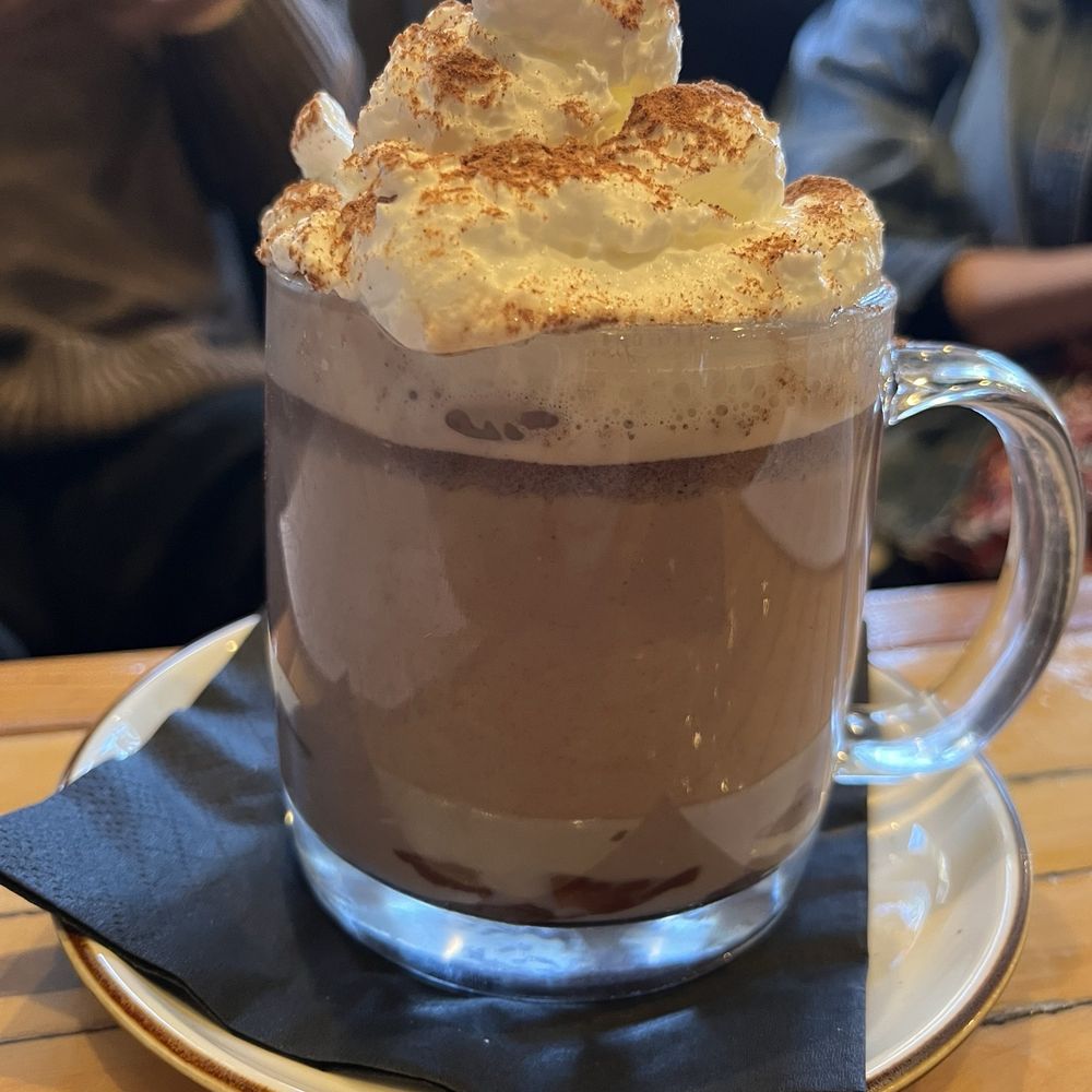 Hot chocolate ! Hot chocolate !
