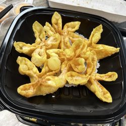 Hibachi Dash - Crab Rangoon (6)
