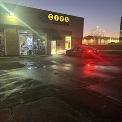 ZIPS Cleaners
