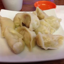 Bothé - Pork and cabbage steamed raviolis 4€ for 10.