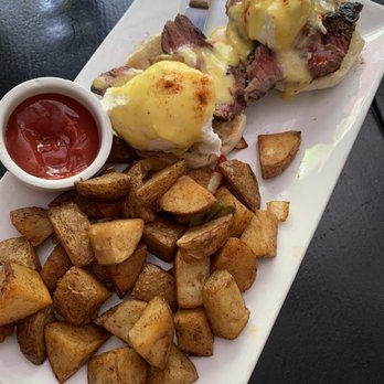Dutch Freds - Steak and Eggs Brunch - Cocktail Bars Near Me - New York, New York Dutch Freds - Steak and Eggs Brunch - Cocktail Bars Near Me - New York, New York