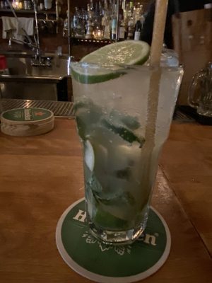 Taverne Midway by null