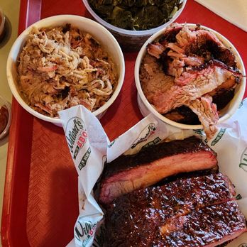 Willard's Real Pit BBQ - Barbeque Near Me - Chantilly, Virginia
