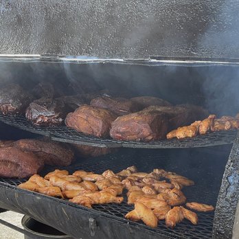 PaveMint Taphouse and Grill - Smoking the wings, brisket, and Boston butts out front. - Bars Near Me - Front Royal, Virginia