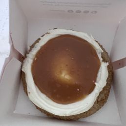 Salted caramel cheesecake cookie Salted caramel cheesecake cookie