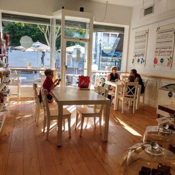 Bianco Gelato - Cute store - Gelato Near Me - Miami, Florida Bianco Gelato - Cute store - Gelato Near Me - Miami, Florida