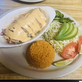 El Rincon Jarocho - Filete relleno de mariscos. - Seafood Near Me - Fort Worth, Texas El Rincon Jarocho - Filete relleno de mariscos. - Seafood Near Me - Fort Worth, Texas