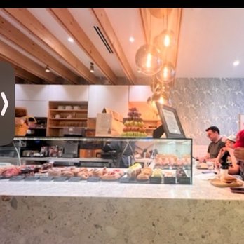 L'Artisane Creative Bakery - Bakeries Near Me - Coral Gables, Florida