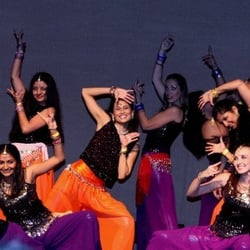 Bollywood Shake - Bollywood Shake dance troupe