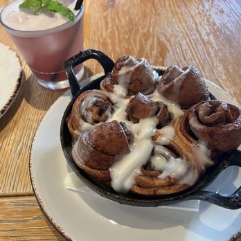 Small Batch - Cast iron cinnamon rolls - New American Near Me - Garden City, New York