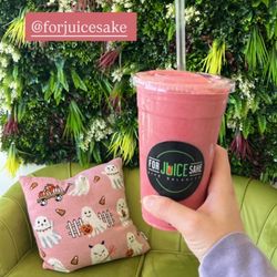 For Juice Sake - Pinking Out Loud, smoothie for October & Breast Cancer Awareness