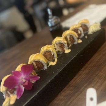 Kitchen Master - Mango Specialties Roll - Sushi Bars Near Me - Suwanee, Georgia