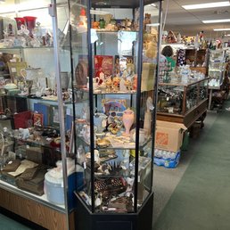 Antiques! Antiques!