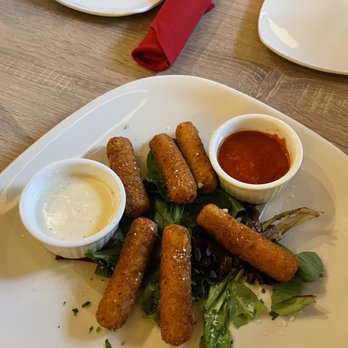 La Cucina Trattoria - Fried Mozzarella - Italian Near Me - Fallbrook, California La Cucina Trattoria - Fried Mozzarella - Italian Near Me - Fallbrook, California
