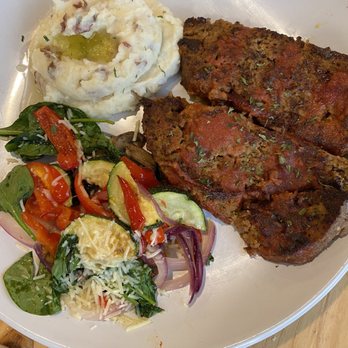 Bowman’s cowboy Kitchen - Meatloaf, garlic mashed potatoes, freshly sauté veggies. - American Near Me - Cedar City, Utah