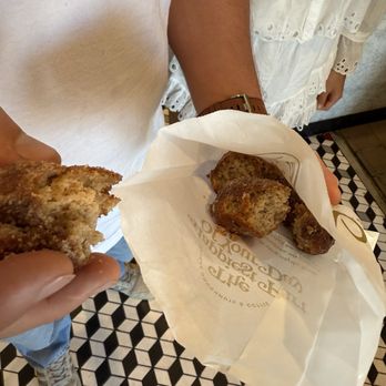 Sidecar Doughnuts & Coffee - Donuts Near Me - Santa Monica, California Sidecar Doughnuts & Coffee - Donuts Near Me - Santa Monica, California