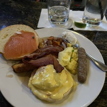 Vic Stewart's - Steakhouses Near Me - Brentwood, California
