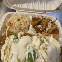 Chilaquiles Verdes Chilaquiles Verdes