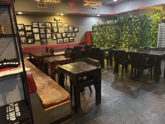 Naked City Pizza Paradise by null