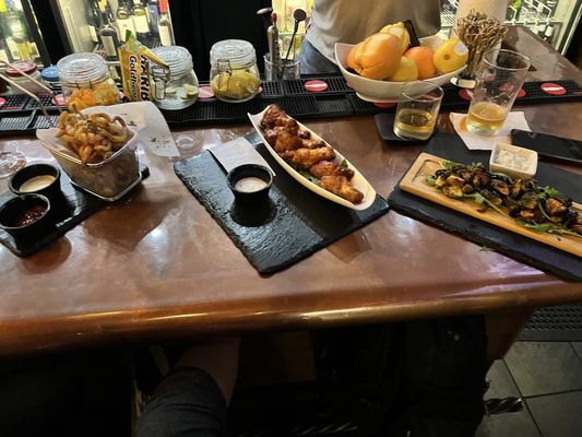 Morty's Wine & Beer Bar by null