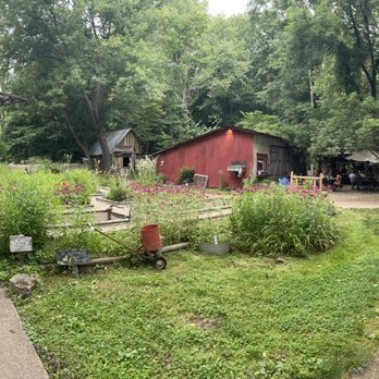 STORY INN - Updated June 2025 - 476 Photos & 188 Reviews - 6404 State ...