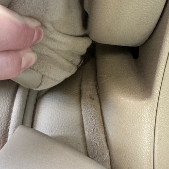 Haddad Auto Detail - Another obvious surface that wasn't even touched as part of their "deep cleaning" service - Car Wash Near Me - Worcester, Massachusetts Haddad Auto Detail - Another obvious surface that wasn't even touched as part of their "deep cleaning" service - Car Wash Near Me - Worcester, Massachusetts