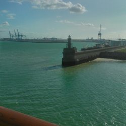 Cruise Terminal - Ausfahrt Hafen Zeebrügge