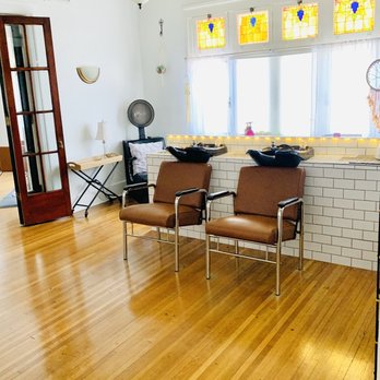 Girl Friday - New shampoo bar! All that's missing is YOU! - Hair Salons Near Me - Bloomington, Illinois Girl Friday - New shampoo bar! All that's missing is YOU! - Hair Salons Near Me - Bloomington, Illinois
