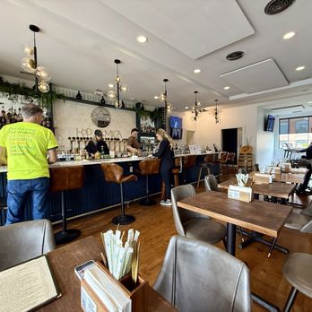 Hop Atomica - Inside area - Pizza Near Me - Louisville, Kentucky