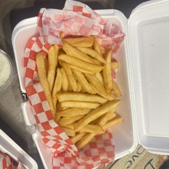 Pepperoni Ray's Cafe - Side fries - Chicken Wings Near Me - New Orleans, Louisiana