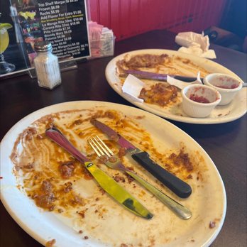 Hugo's Mexican Grill and Cantina - Had the fajita dinner with cheese enchiladas and beans.. - Mexican Near Me - Red Oak, Texas