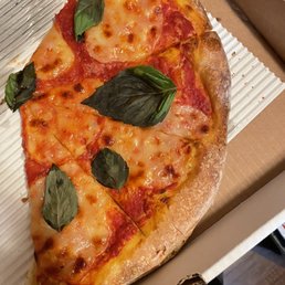Ny style margarita pizza Ny style margarita pizza
