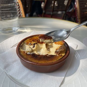 Le Parvis - Crème brûlée - Food Near Me - Paris, 75