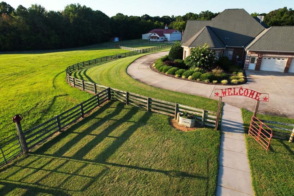 MACKINTOSH ESTATE Updated June 2024 Request a Quote 1537 NC61