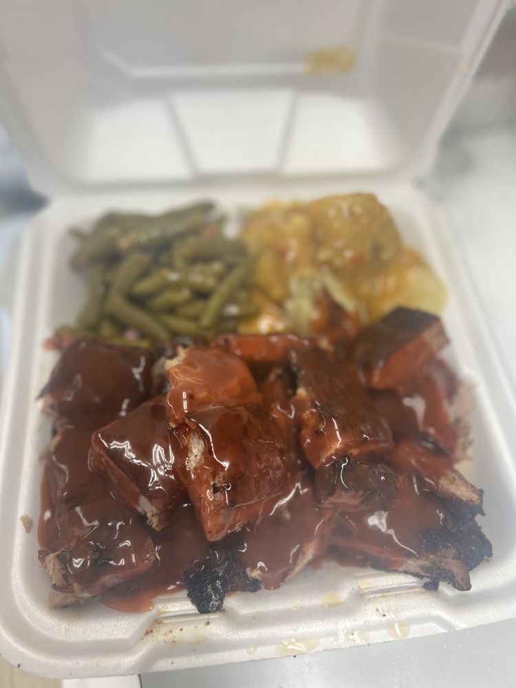 HOUSE OF SOUL & SEAFOOD Updated October 2024 3645 W Michigan Ave, Kalamazoo, Michigan Soul