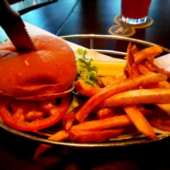 Hillside Pub - Burger - Pubs Near Me - Beaverton, Oregon Hillside Pub - Burger - Pubs Near Me - Beaverton, Oregon