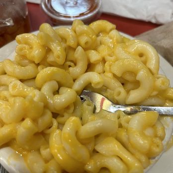 The Red Arrow Diner - macaroni and cheese - Diners Near Me - Nashua, New Hampshire The Red Arrow Diner - macaroni and cheese - Diners Near Me - Nashua, New Hampshire
