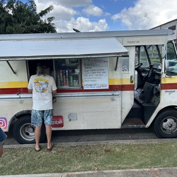 Scoopers Lunch Wagon - Food Trucks Near Me - Mililani, Hawaii Scoopers Lunch Wagon - Food Trucks Near Me - Mililani, Hawaii
