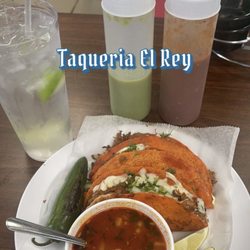 Taqueria El Rey - Quesobirria tacos