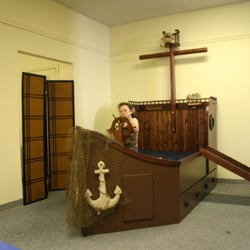WWBeds Custom Furniture - Pirate Ship Bed