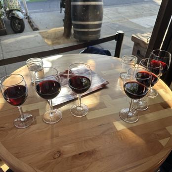 Amélie - 2 wine flights - Wine Bars Near Me - San Francisco, California Amélie - 2 wine flights - Wine Bars Near Me - San Francisco, California