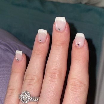 Belle's Nails & Spa - Nail Salons Near Me - Indian Trail, North Carolina