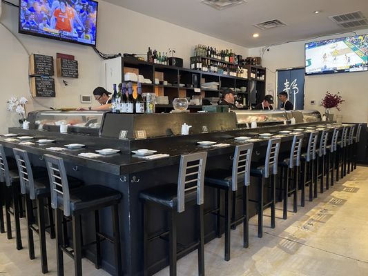 Tomodachi Sushi by null