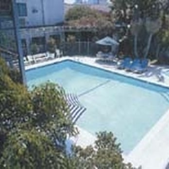 BROOKHURST PLAZA INN - Updated July 2026 - 42 Photos & 23 Reviews - 711 ...