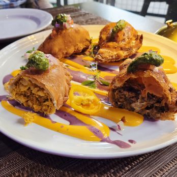 Chicha Peruvian Kitchen Midtown - Empanadas are exceptional! - Peruvian Near Me - Sacramento, California